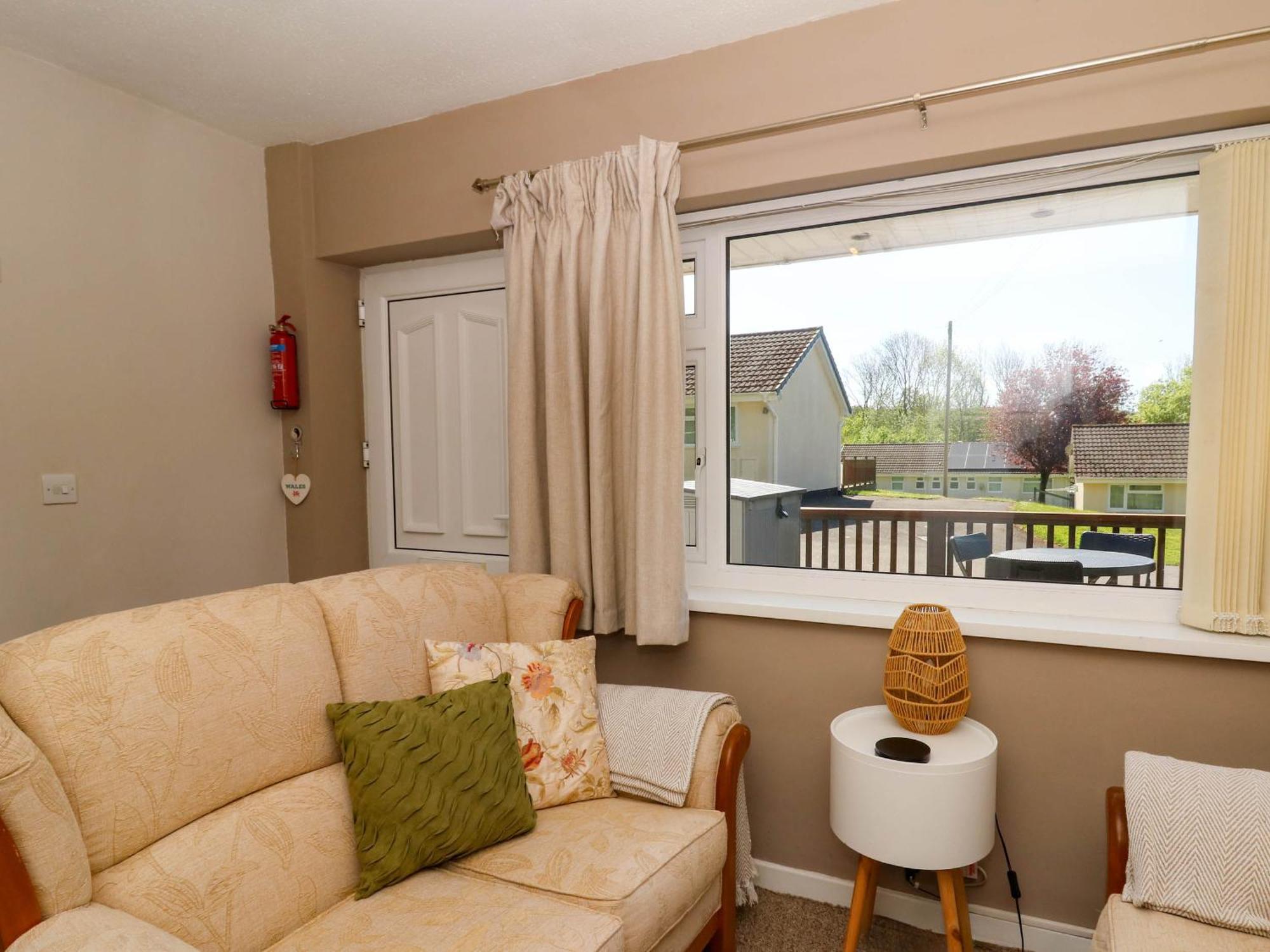 Y Bwthyn Bach Villa Aberaeron Exterior photo